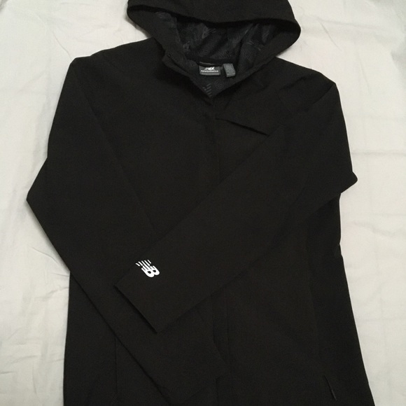 New Balance Rain Jacket - Picture 2 of 3